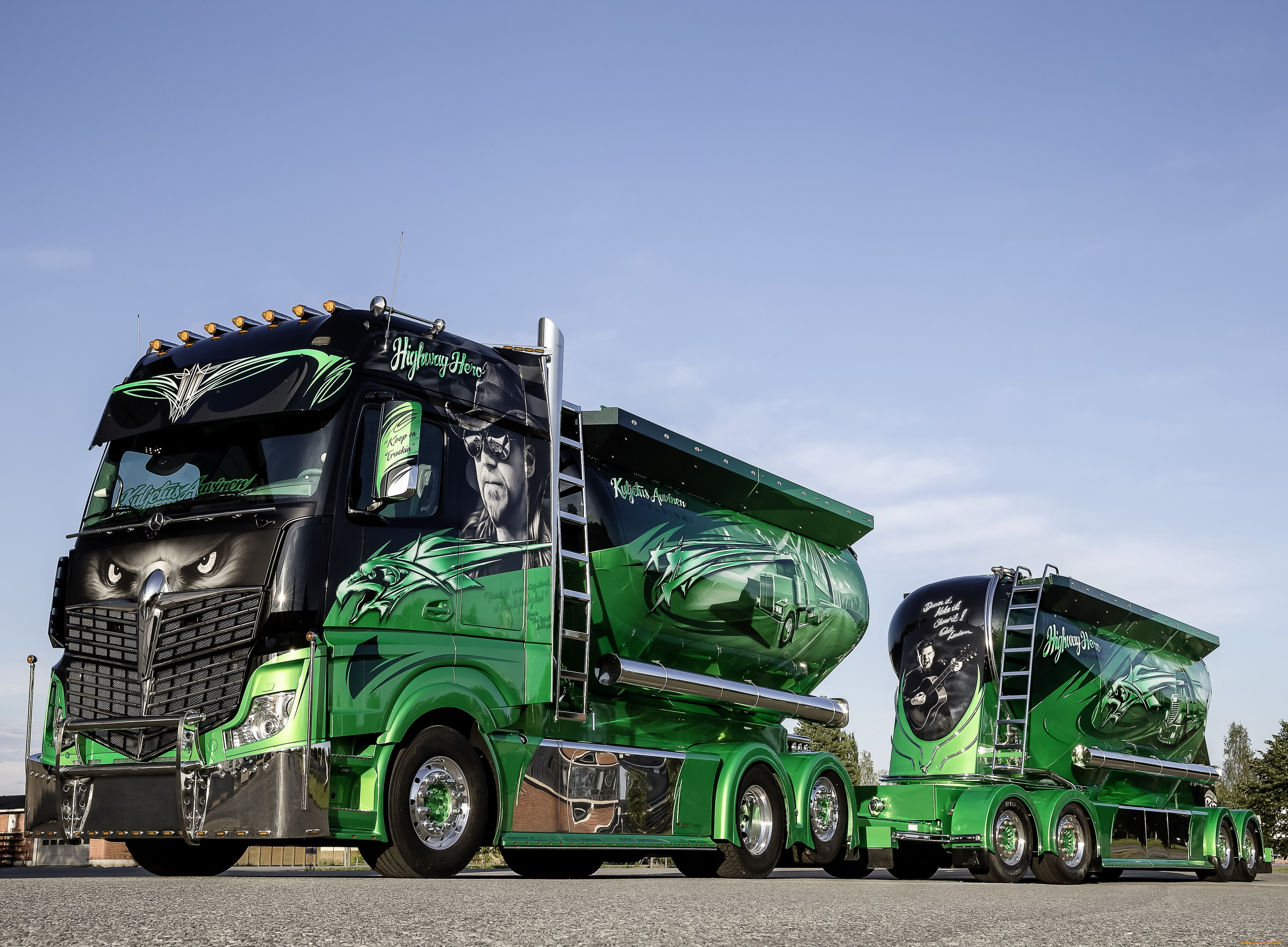 , mercedes trucks, mercedes